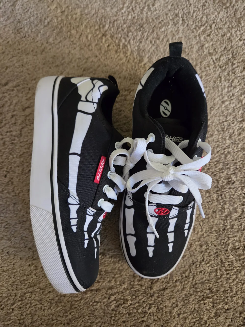 Heelys Kids' Black & White Skeleton Skate Sneakers